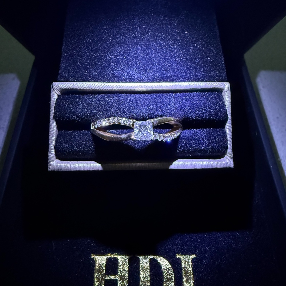 NEW 14K Yellow Gold Natural Diamond Infinity Ring 0.10–0.15 CT Light-Up HDI Box - Picture 4 of 13